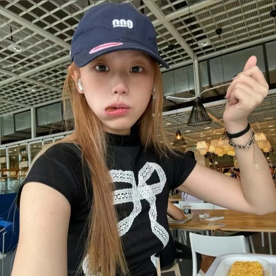一个布袋八个头